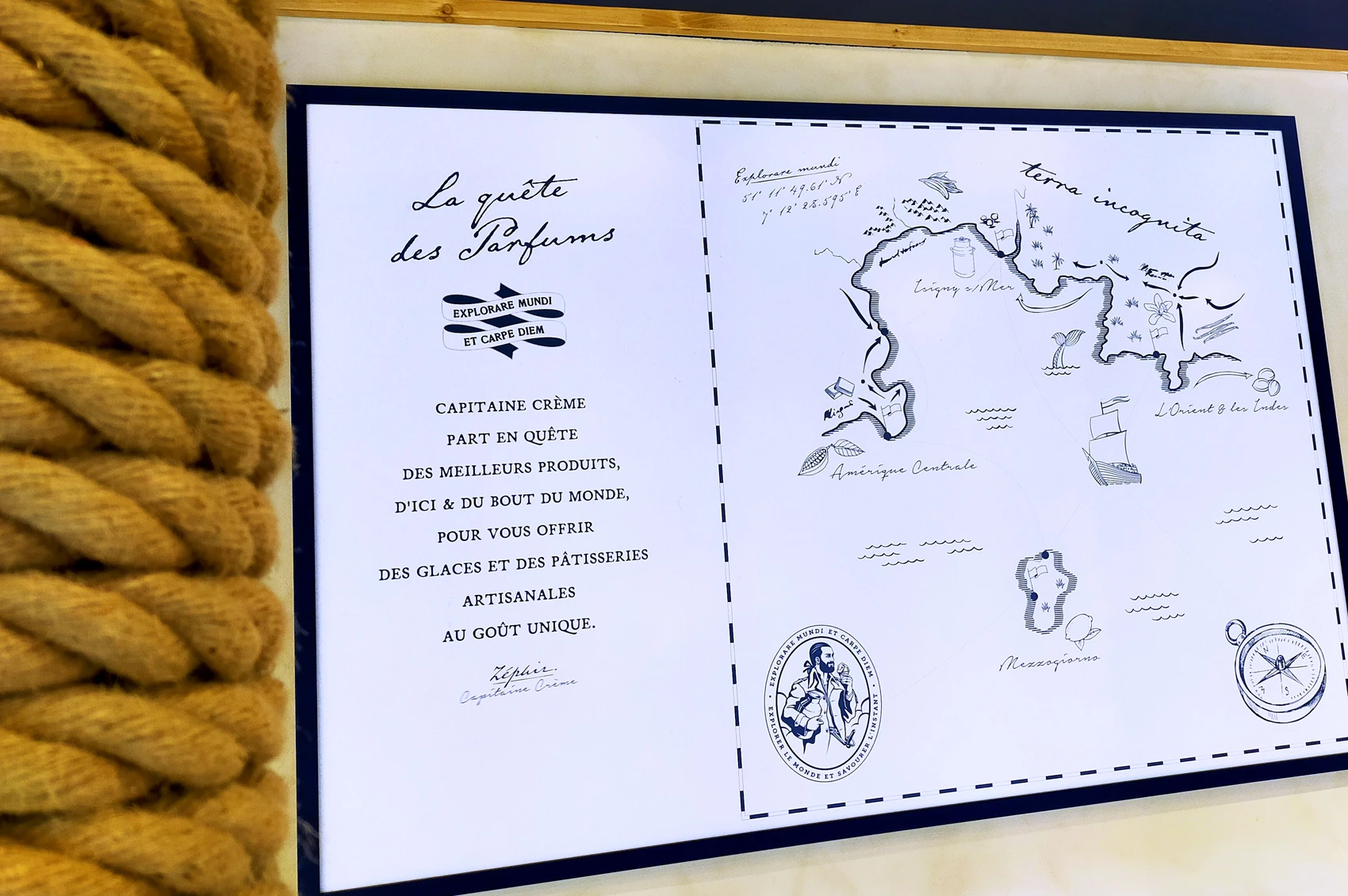 boutique-carte-voyage affichage identite visuelle